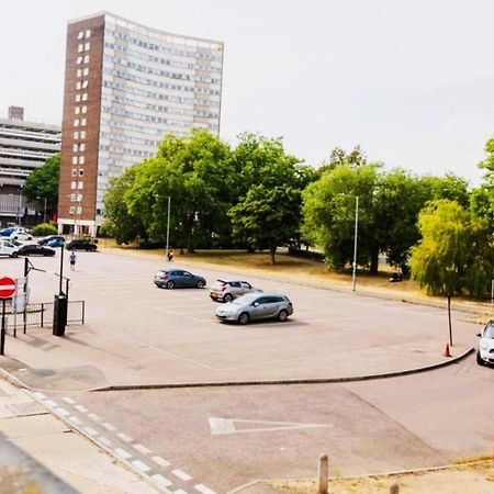 Urban Stylish Apartment - Southend Stays 外观 照片